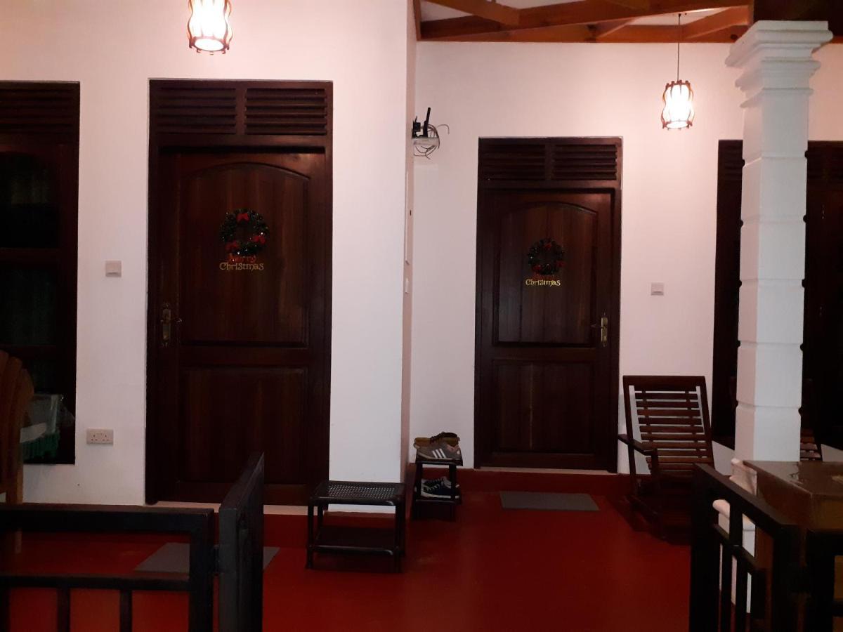 Sigiri Hibiscus Villa Sigiriya Buitenkant foto